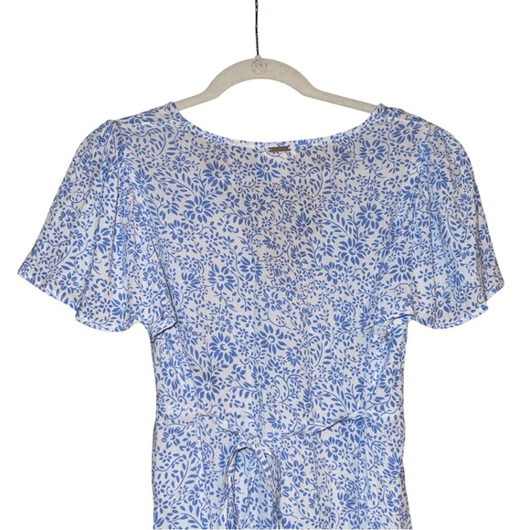 BILLABONG Short and Sweet Blue White Floral Sundress Size Small - Picture 8 of 14